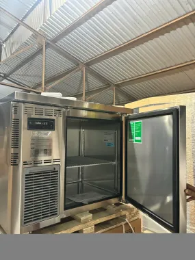 KUR9-1: BÀN MÁT 1 CÁNH 0.9M INOX TURBO AIR