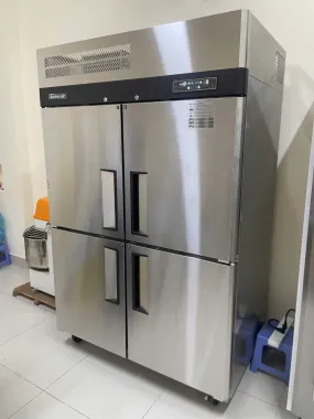 KRF45-4H Tủ 4 cánh inox 2 mát 2 đông Turbo Air